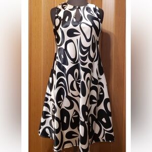 Vintage Jessica Howard Off White Cream Black Geometric Peephole Flowy Dress 4 P